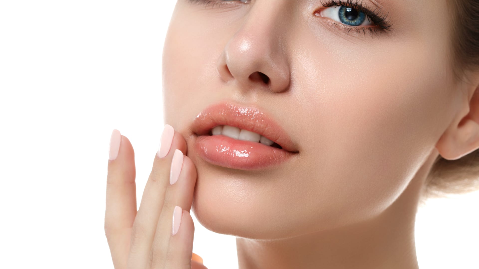 Remodelar, rellenar, dar volumen: lo que el ácido hialurónico puede hacer por los labios.
